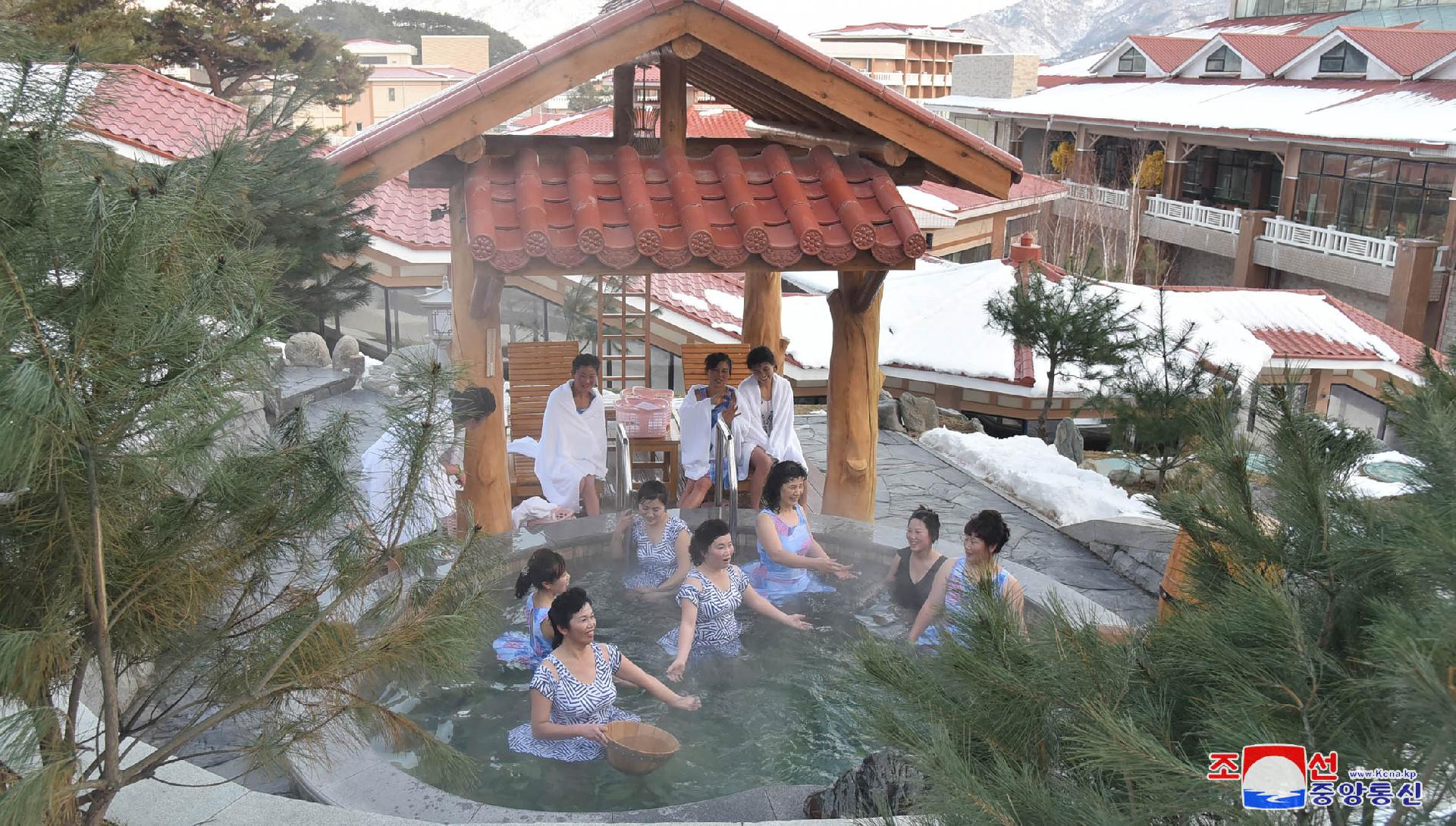 Yangdok Hot Spring Resort(2)