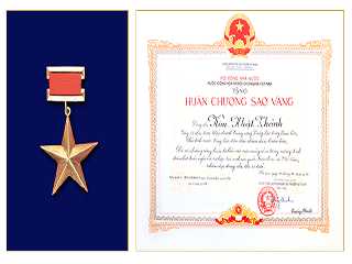 Order to President <nobr><strong><b>Kim Il Sung</b></strong></nobr>-Order of Gold Star and certificate   April 14, Juche76(1987), Vietnam